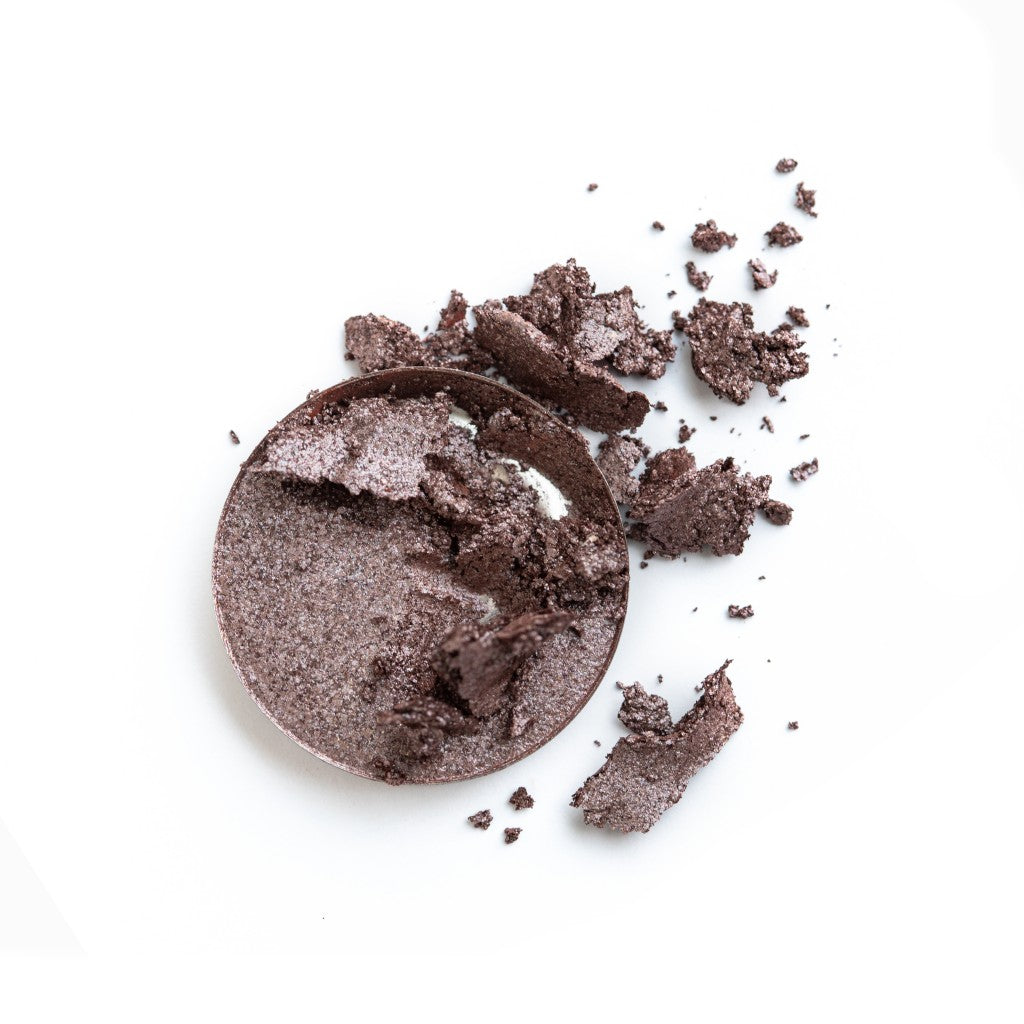 Compact eyeshadow elegant