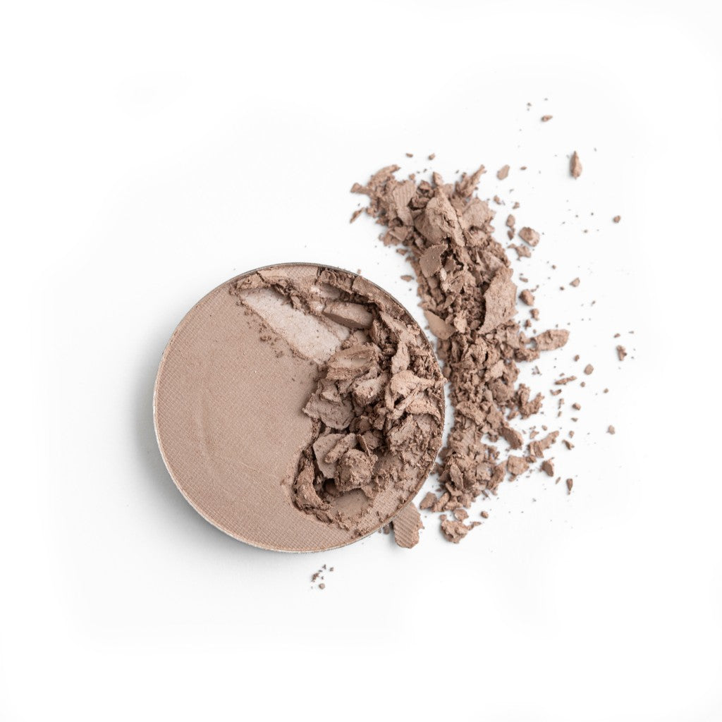 Compact eyeshadow pure