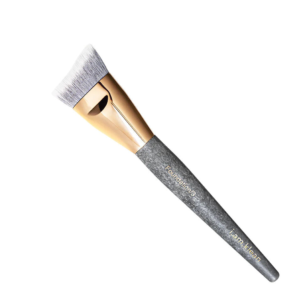 Foundation brush