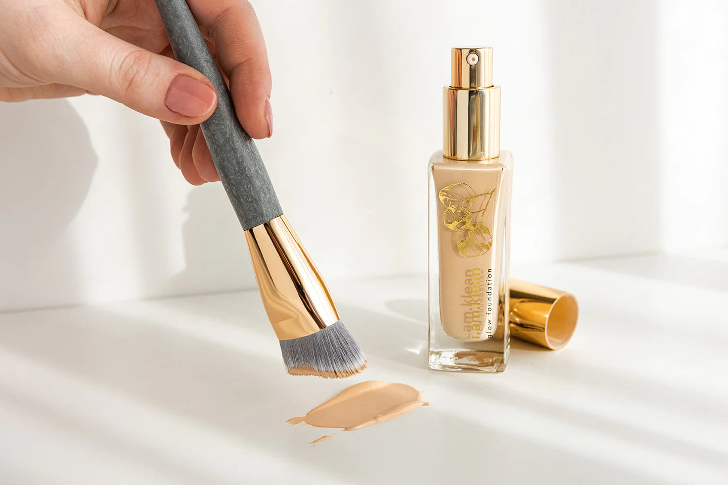 Foundation brush