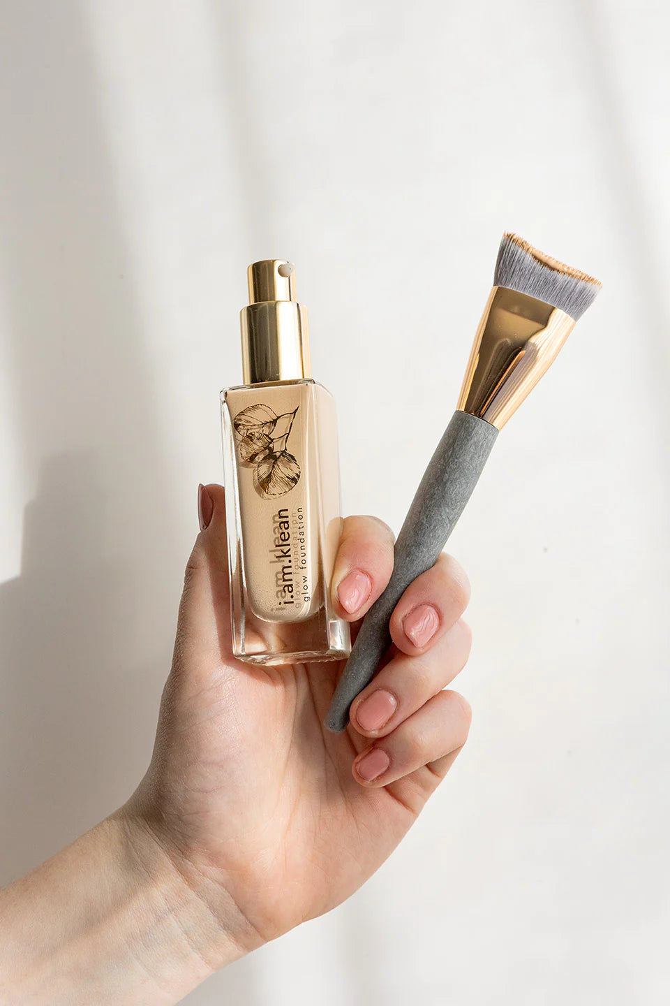 Foundation brush